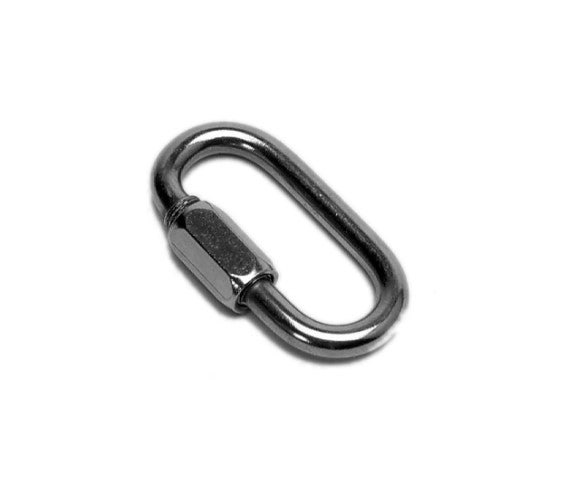 Carabiner Review: The 6-in-1 Multitool Clip That Lives on Your Keychain