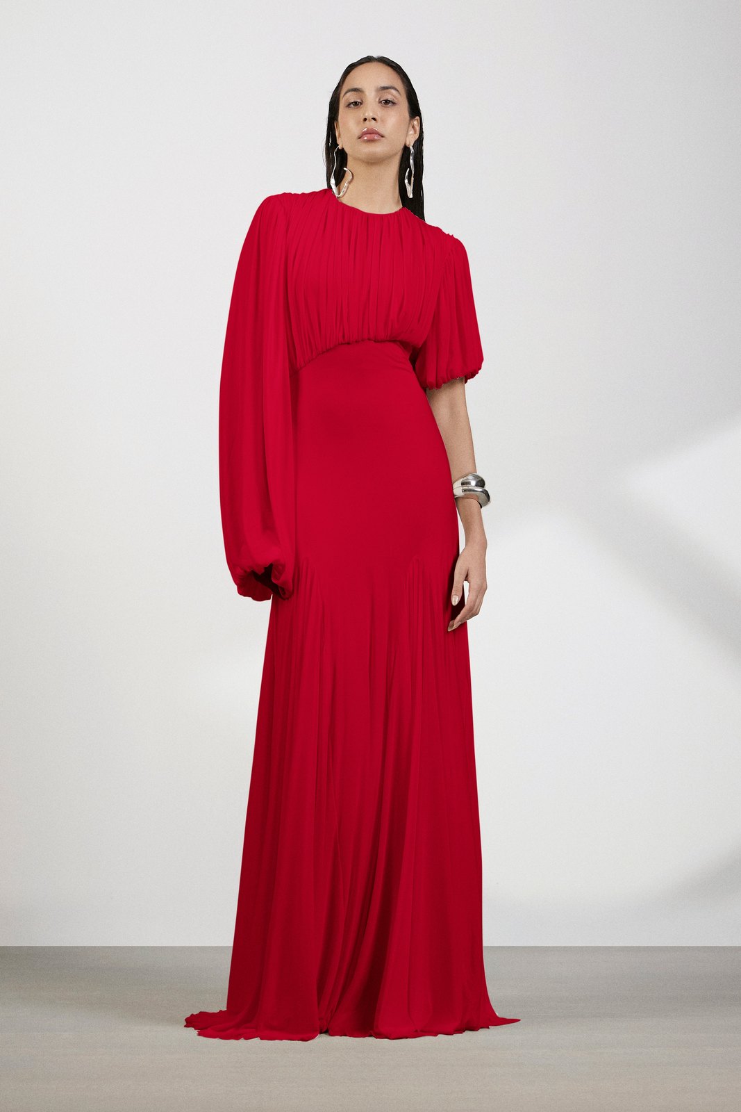 Luna - M / Red Review: A Custom-Made Piece from Deme by Gabriella